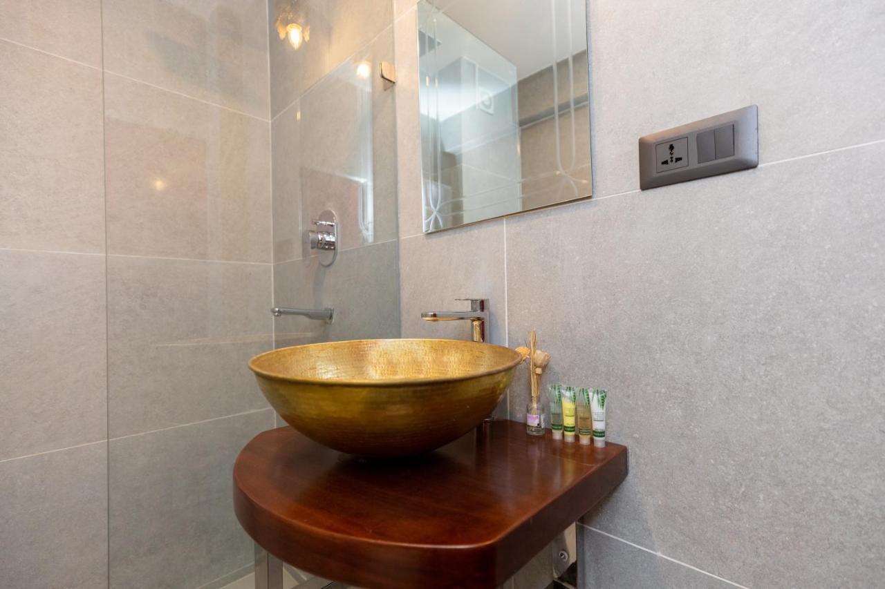 Swarga Heritage Hotel - A Traditional Stay Катманду Екстер'єр фото